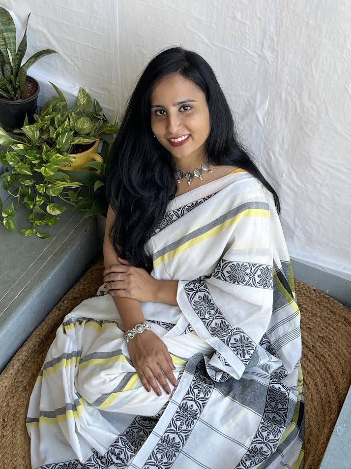 White dhonekhali cotton saree