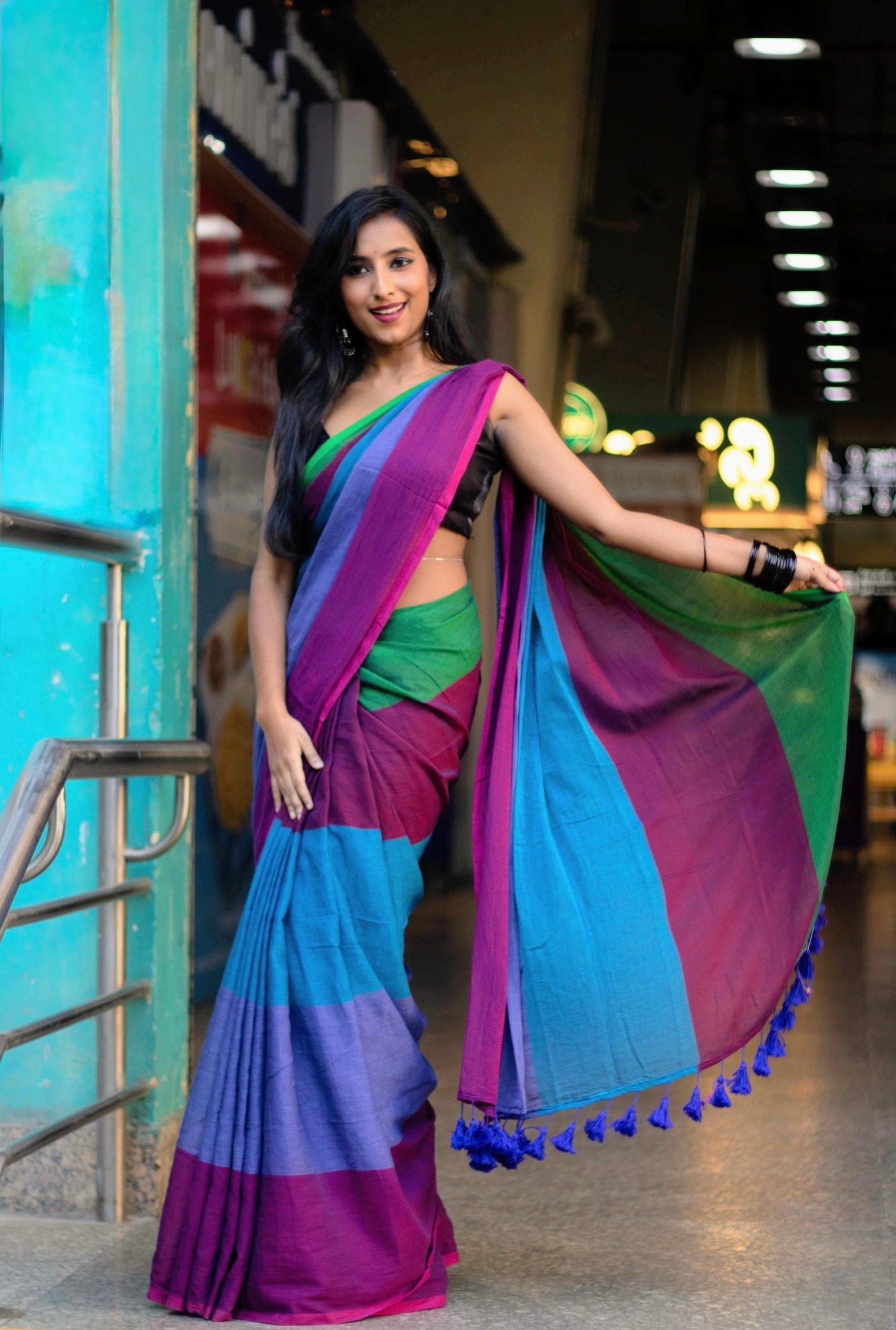 Anokhee l Multicoloured stripes mul cotton saree