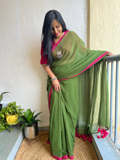 Saadgi l Plain mul cotton saree with border