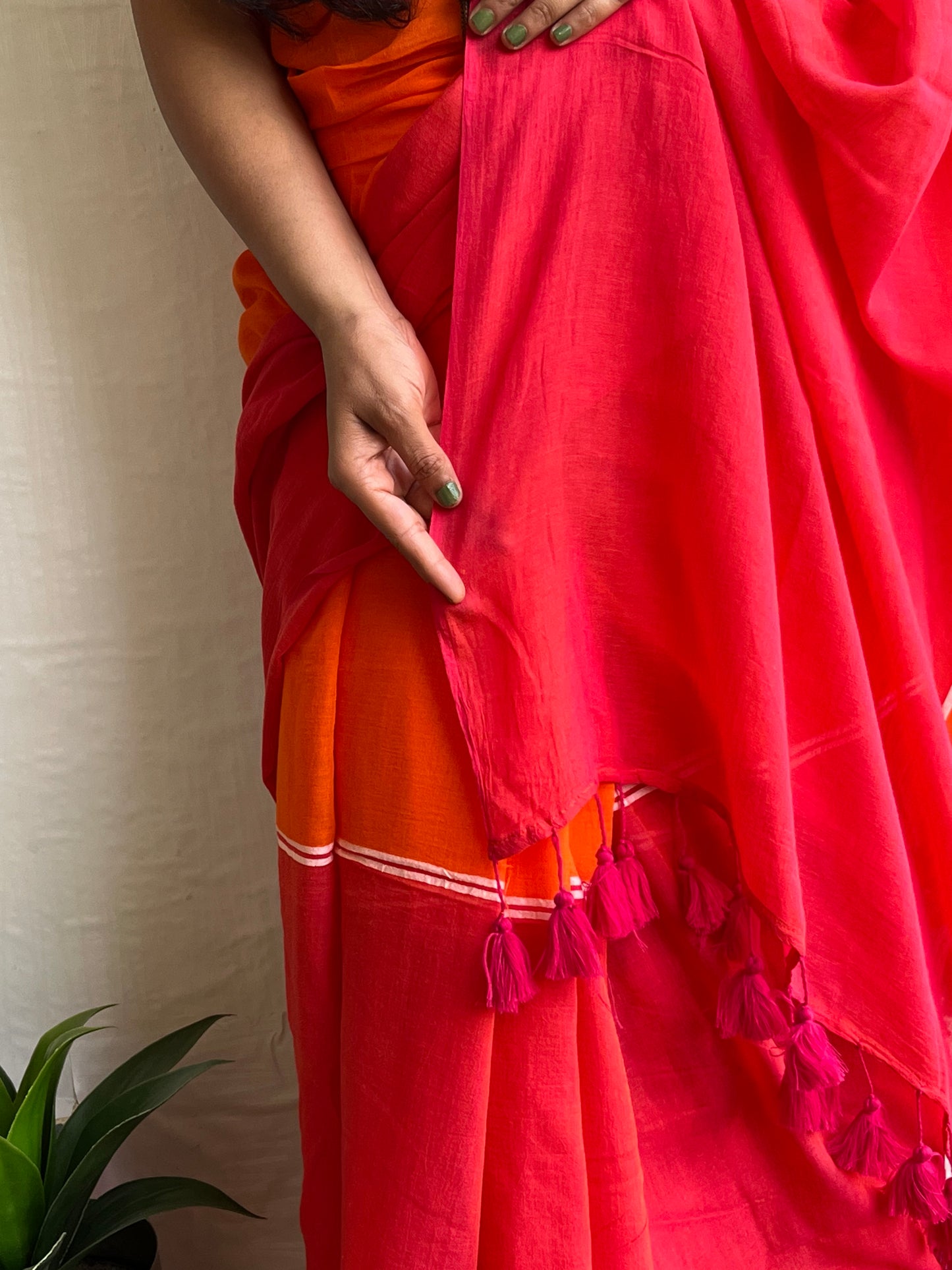 Anokhee l Orange And Peach Pink Mul Cotton Saree