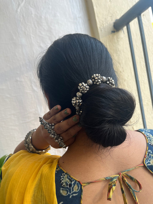 Traditional silver gajra