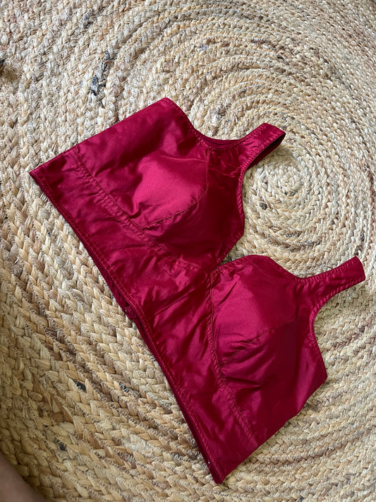 Maroon sleeveless padded blouse