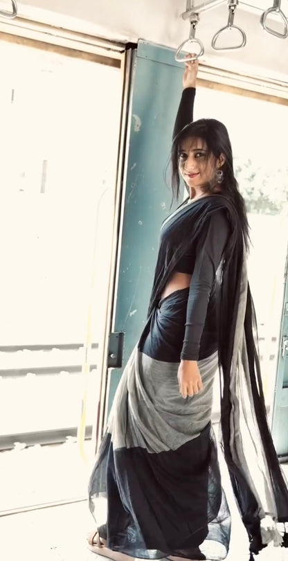 Sanyukta l Grey And Black Mul Cotton Saree