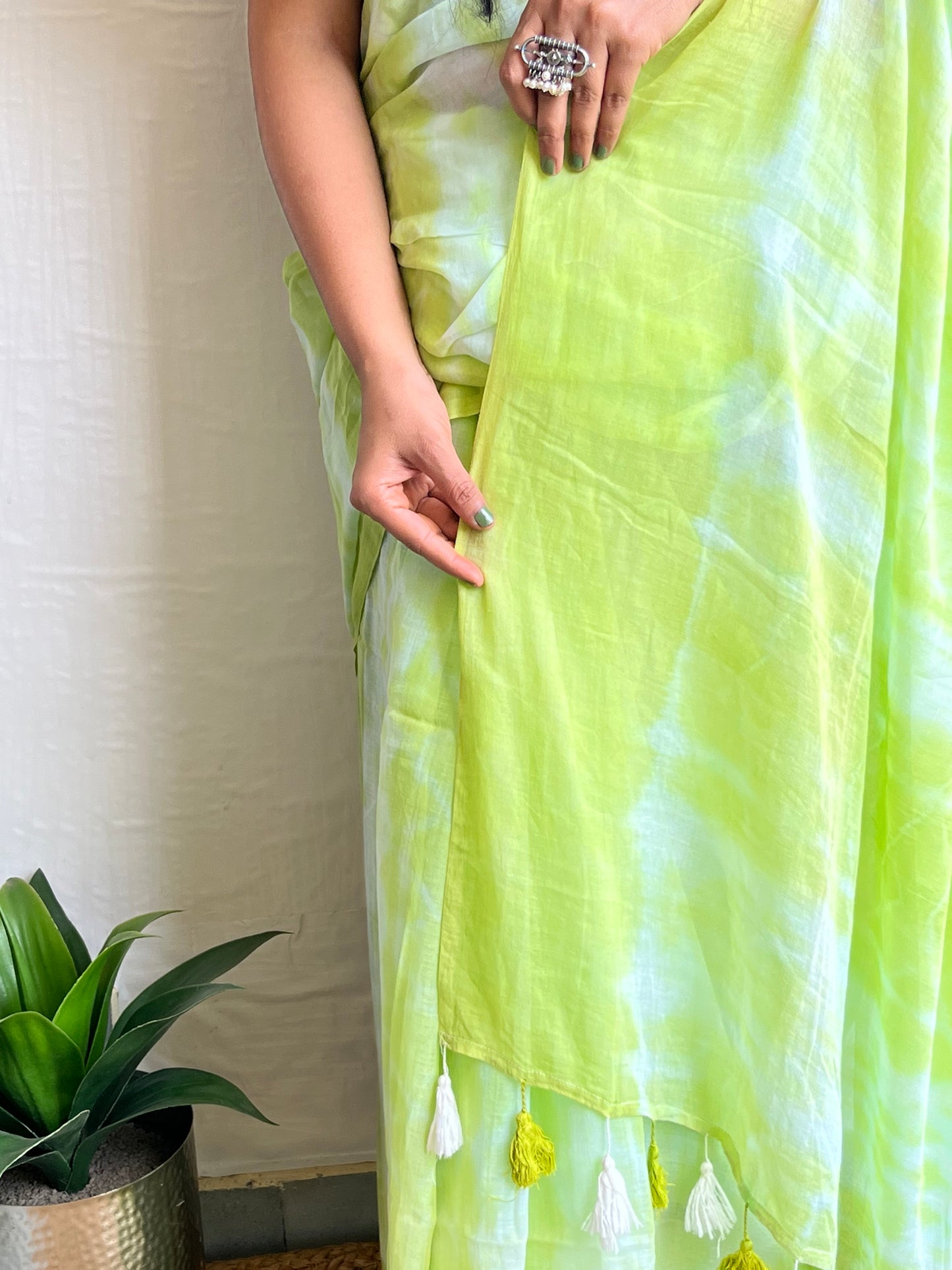 Shibori l Green Tie And Dye Mul Cotton Saree