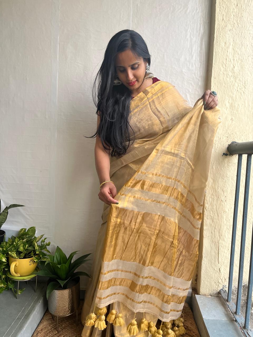 Noor l Golden Acrylic tissue saree